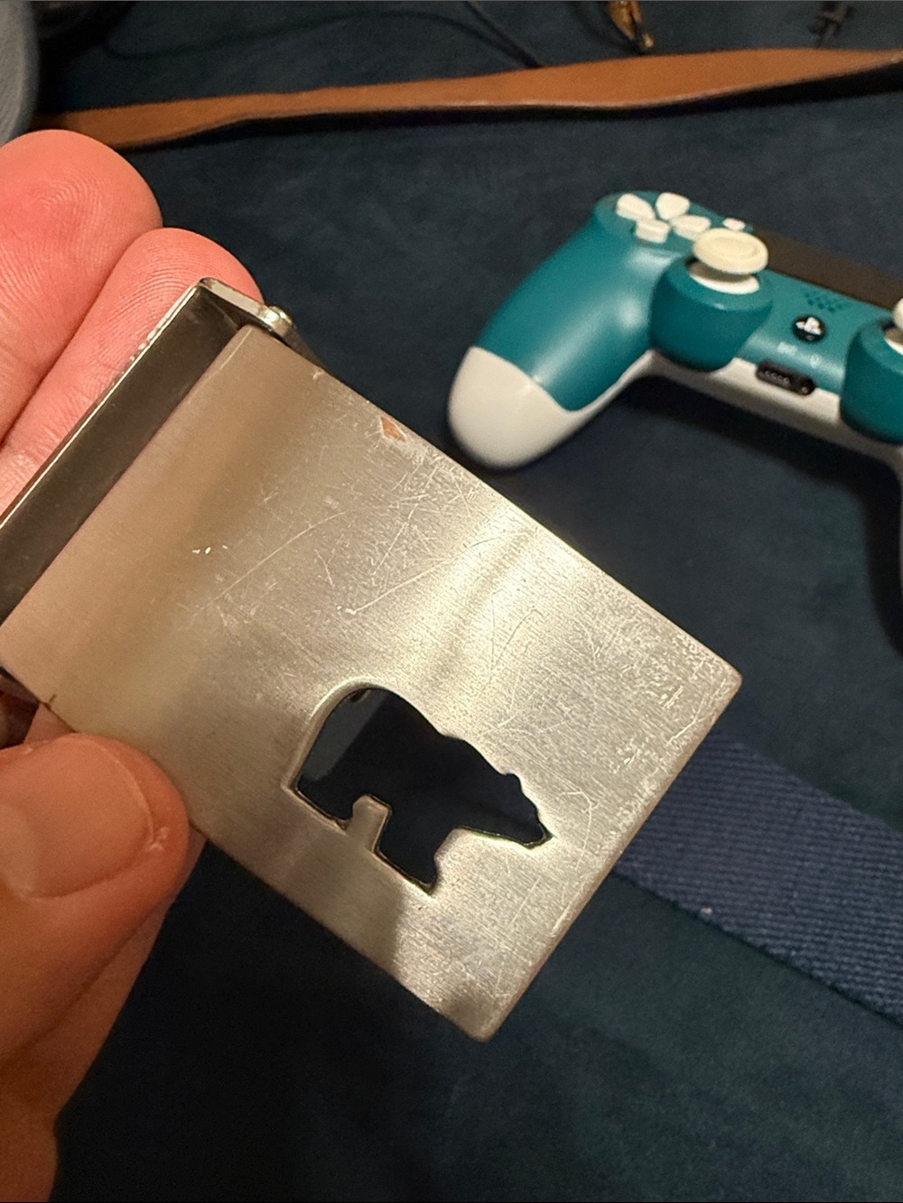 Scuffed buckle Arnold Palmer Belt